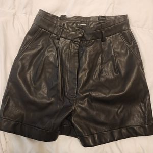 LEATHER EXPRESS HIGHWAIST SHORTS